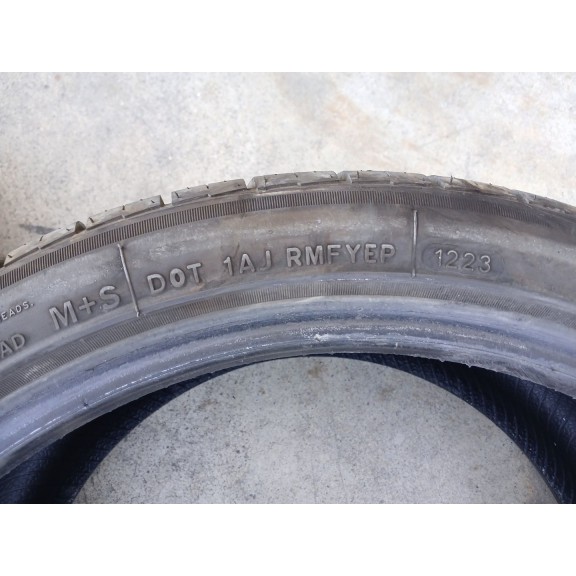 Recambio de neumatico para lexus is 300h referencia OEM IAM 255-35-18 94Y X2 18