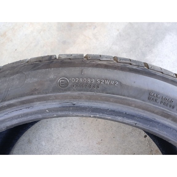 Recambio de neumatico para lexus is 300h referencia OEM IAM 255-35-18 94Y X2 18