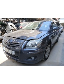 toyota avensis sedán (_t25_) del año 2006