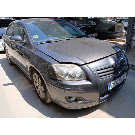 toyota avensis sedán (_t25_) del año 2006