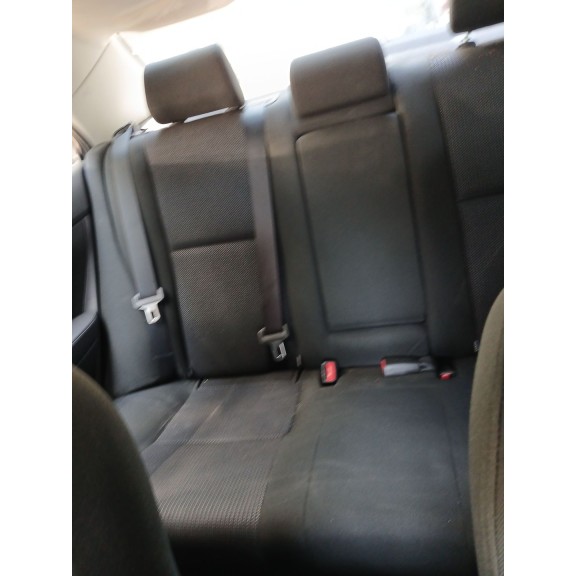 toyota avensis sedán (_t25_) del año 2006