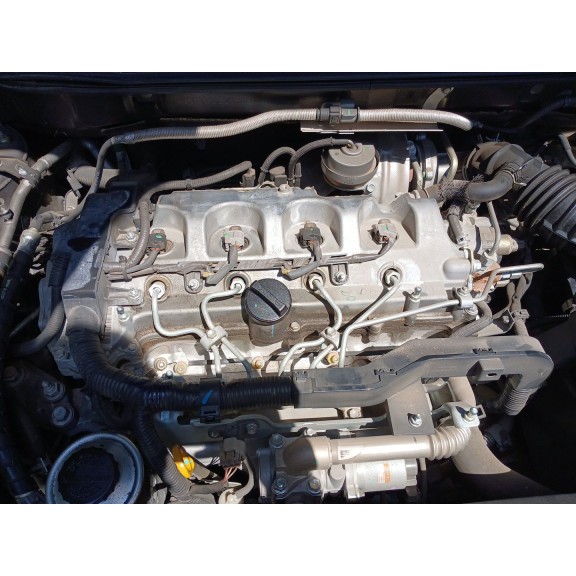 toyota avensis sedán (_t25_) del año 2006