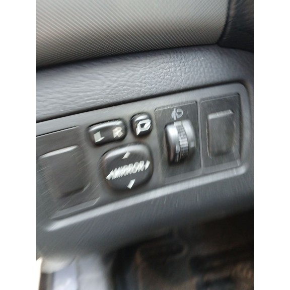 Recambio de retrovisor derecho para toyota avensis sedán (_t25_) 2.0 d-4d (adt250_) referencia OEM IAM   