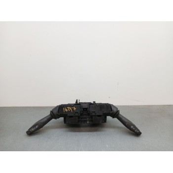 Recambio de mando multifuncion para ford fiesta (cb1) 1.25 16v cat referencia OEM IAM 8a6t13n064gd  