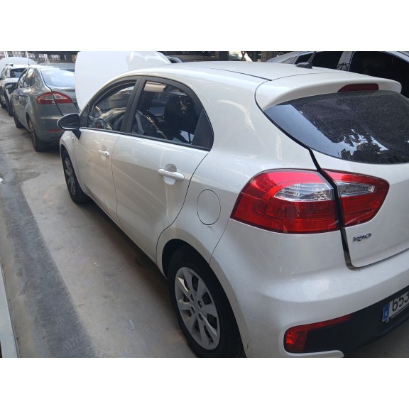 kia rio iii (ub) del año 2015