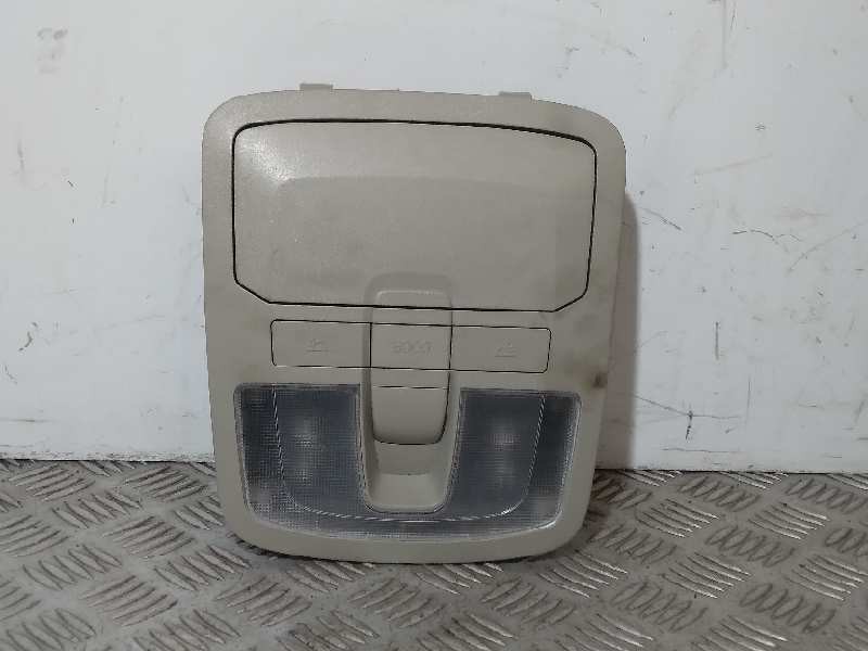 Recambio de luz interior para ssangyong tivoli referencia OEM IAM 7767034000  