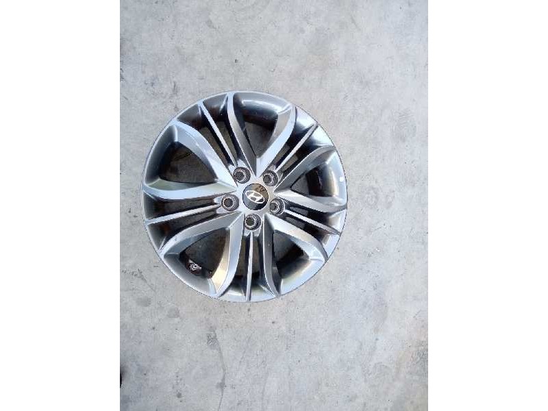 Recambio de llanta para hyundai ix35 classic 2wd referencia OEM IAM 6.5JX17 ET 51 X1 17