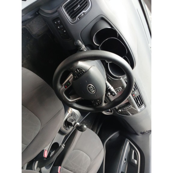 kia rio iii (ub) del año 2015