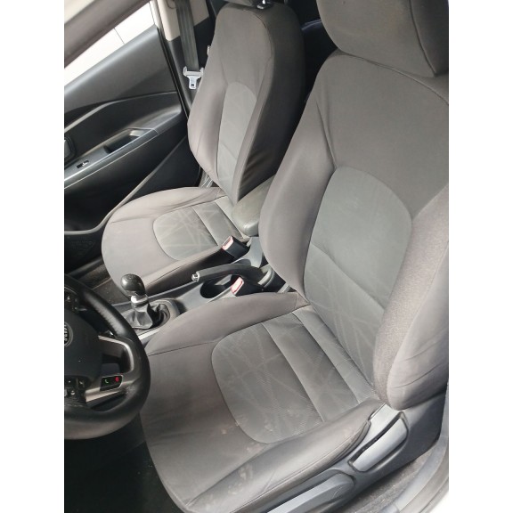 kia rio iii (ub) del año 2015