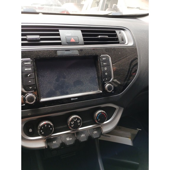 kia rio iii (ub) del año 2015