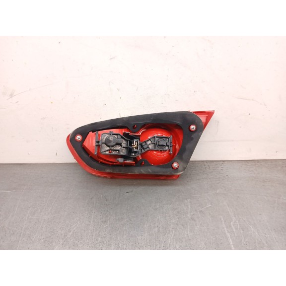 Recambio de piloto trasero izquierdo interior para seat leon (1p1) 1.6 tdi referencia OEM IAM 1P0945093F  