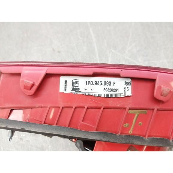 Recambio de piloto trasero izquierdo interior para seat leon (1p1) 1.6 tdi referencia OEM IAM 1P0945093F  