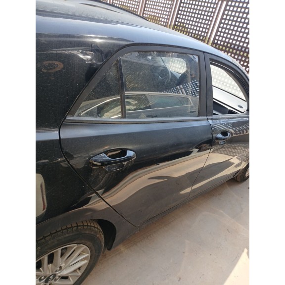 Recambio de puerta trasera derecha para kia rio iv (yb, sc, fb) 1.25 referencia OEM IAM   
