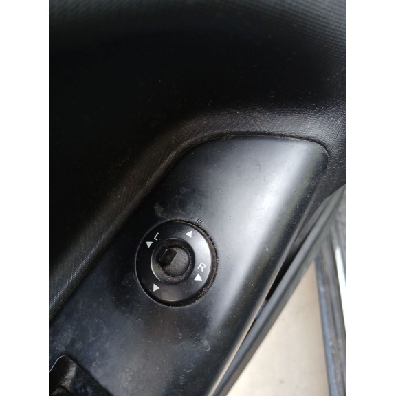 Recambio de retrovisor izquierdo para kia cee´d sw (ed) 1.6 referencia OEM IAM   