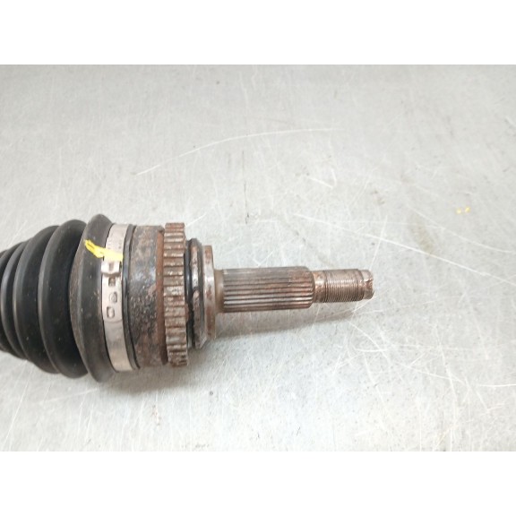 Recambio de transmision delantera derecha para ssangyong rodius i 2.7 xdi referencia OEM IAM   