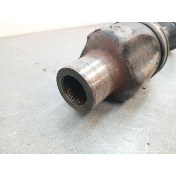 Recambio de transmision delantera derecha para ssangyong rodius i 2.7 xdi referencia OEM IAM   