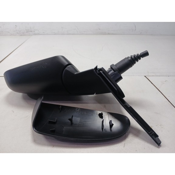 Recambio de retrovisor izquierdo para mitsubishi colt v (cj_, cp_) 1300 (cj1a) referencia OEM IAM   240058801