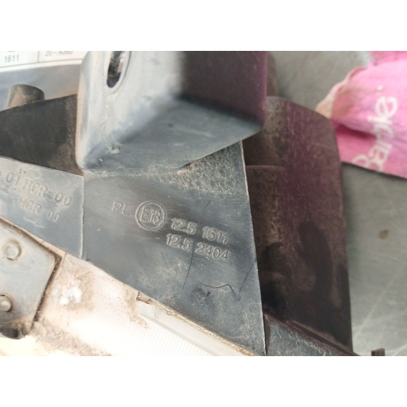 Recambio de faro derecho para nissan primera hatchback (p12) 2.2 dci referencia OEM IAM E131252404  