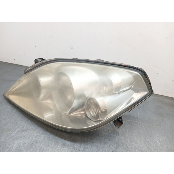 Recambio de faro izquierdo para nissan primera hatchback (p12) 2.2 dci referencia OEM IAM 2404125  