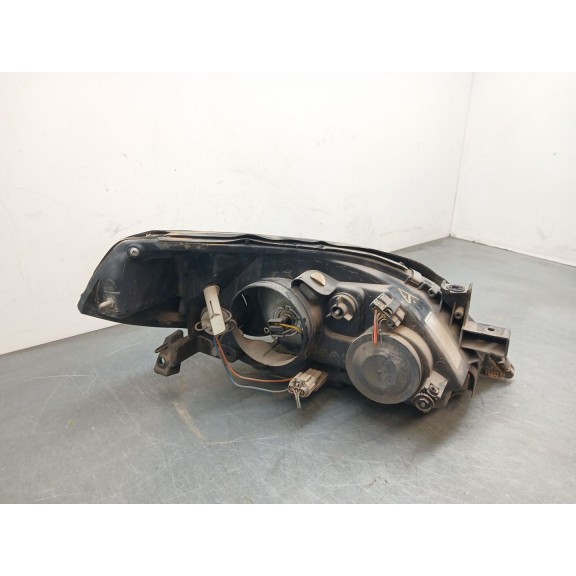 Recambio de faro izquierdo para nissan primera hatchback (p12) 2.2 dci referencia OEM IAM 2404125  