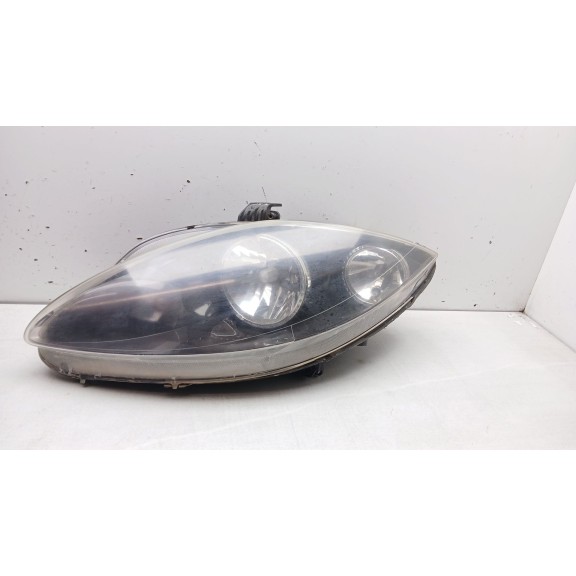 Recambio de faro izquierdo para seat leon (1p1) 2.0 tdi 16v referencia OEM IAM 89309810  5P1941005A