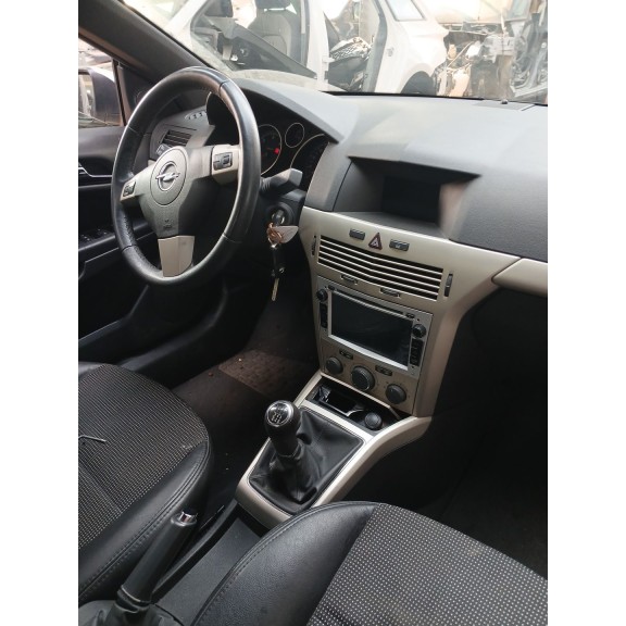 opel astra h twintop (a04) del año 2008