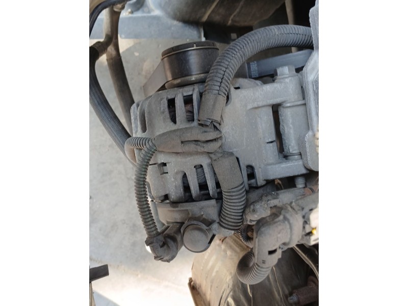 Recambio de alternador para peugeot 208 i (ca_, cc_) 1.2 gpl referencia OEM IAM 9818677980 tg12c261 2713135a