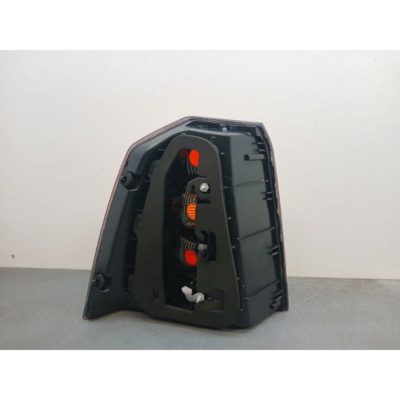 Recambio de piloto trasero derecho para opel zafira b referencia OEM IAM 1222120  