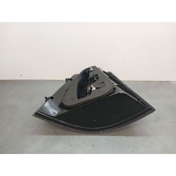 Recambio de piloto trasero derecho para opel zafira b referencia OEM IAM 1222120  