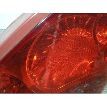 Recambio de piloto trasero derecho para peugeot 207 sport referencia OEM IAM 9649986580 ROZADO SIN PORTALAMPARAS