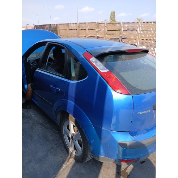 ford focus berlina (cap) del año 2004