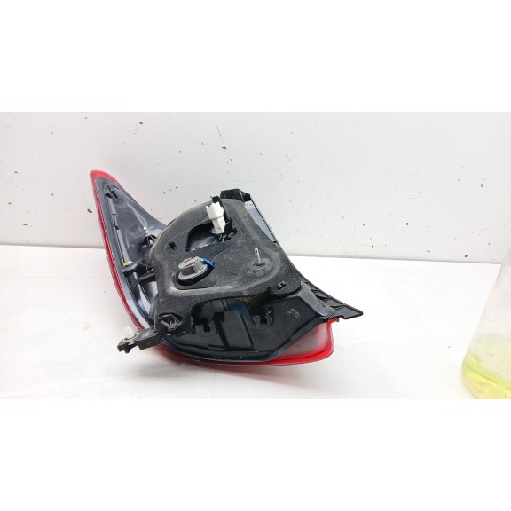 Recambio de piloto trasero derecho para toyota yaris (_p13_) 1.5 hybrid (nhp130_) referencia OEM IAM   