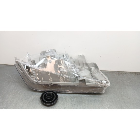 Recambio de faro izquierdo para peugeot expert furgoneta (222) 2.0 referencia OEM IAM 9467119588 11309101 6208E8