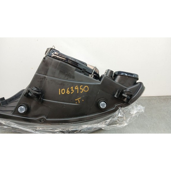 Recambio de faro derecho para seat ibiza (6l1) referencia OEM IAM 6L1941752M  11852102