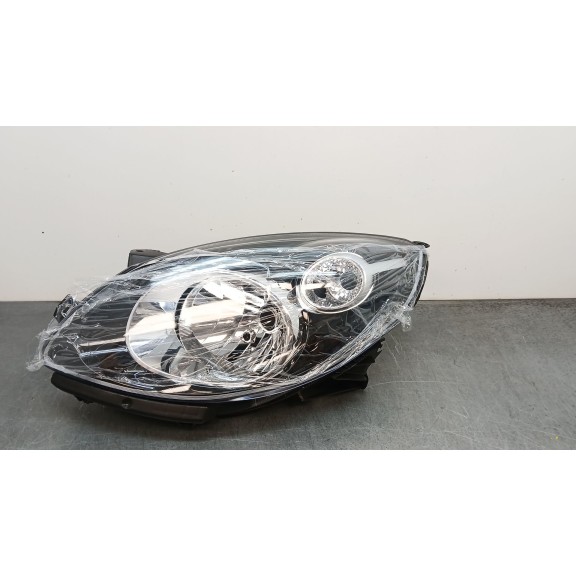 Recambio de faro izquierdo para renault twingo 1.2 16v referencia OEM IAM 7701064000 11805303 