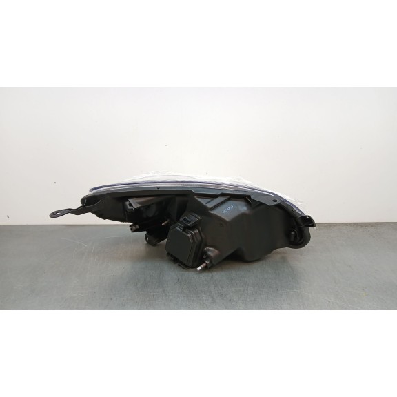 Recambio de faro izquierdo para renault twingo 1.2 16v referencia OEM IAM 7701064000 11805303 