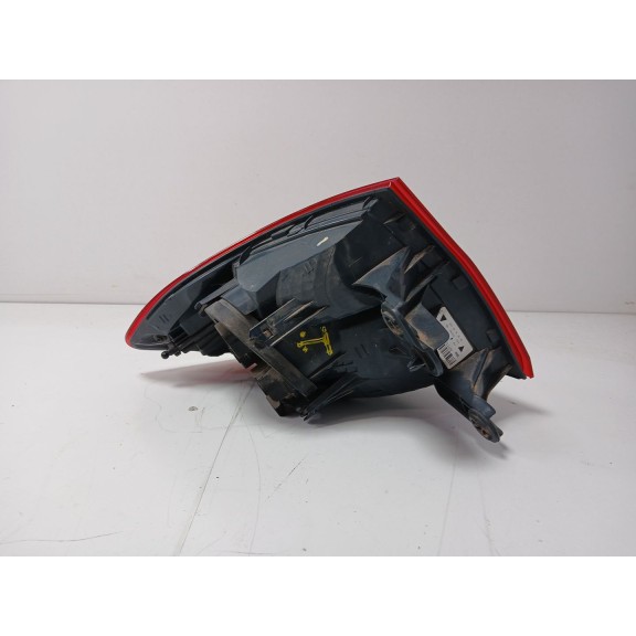 Recambio de piloto trasero derecho para bmw 3 (f30, f80) 318 d referencia OEM IAM 737278402  