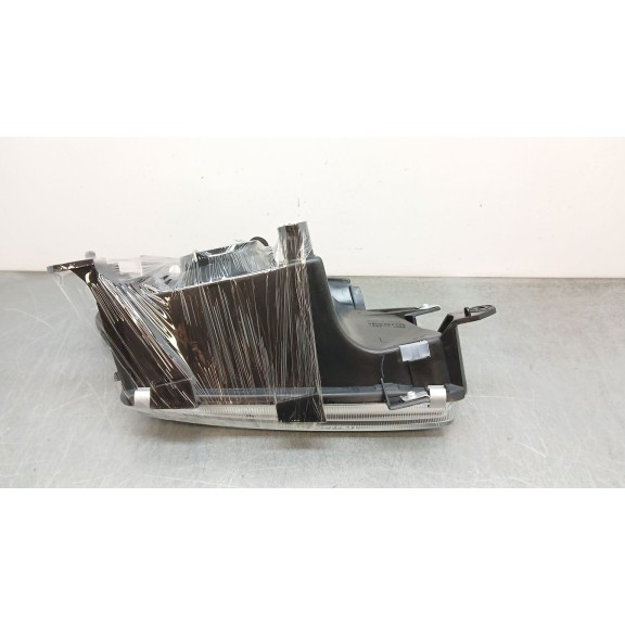 Recambio de faro izquierdo para peugeot partner (s1) 1.8 diesel cat referencia OEM IAM 6204p8 11545501 