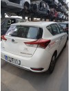 toyota auris (_e18_) del año 2015