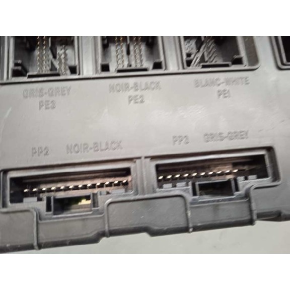 Recambio de centralita bsi para renault scenic ii grand confort expression referencia OEM IAM 8200606831 S118400250F 