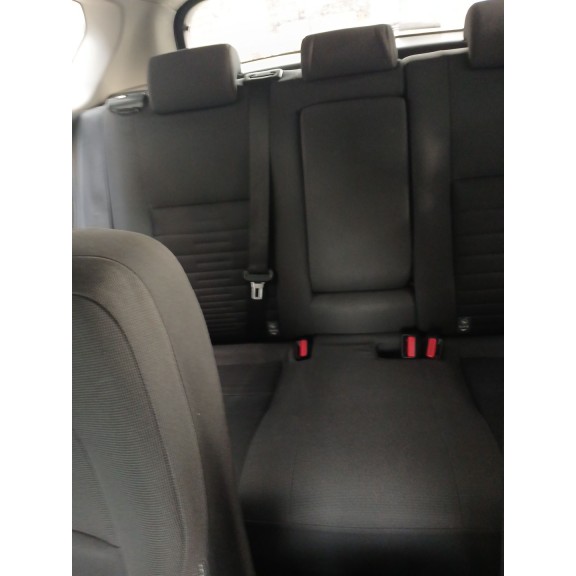 Recambio de asientos traseros para toyota auris (_e18_) 1.8 hybrid (zwe186_) referencia OEM IAM   