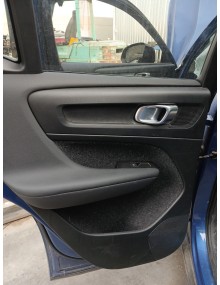 Recambio de guarnecido puerta trasera izquierda para volvo xc40 (536) t5 plug-in hybrid referencia OEM IAM   