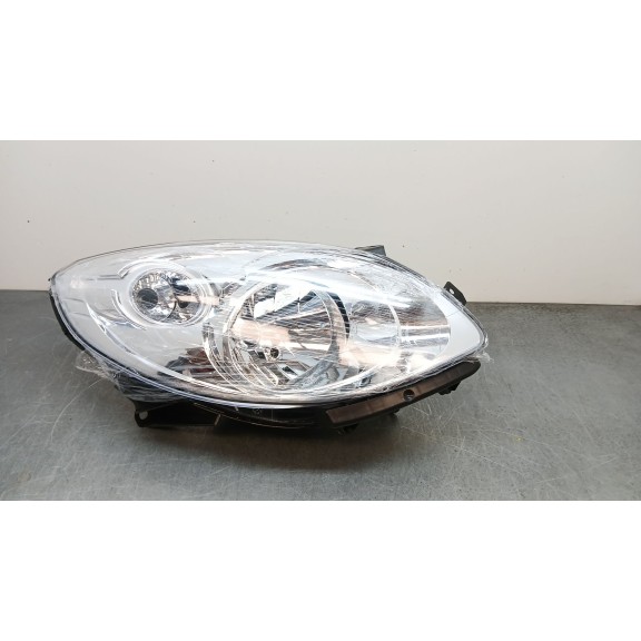 Recambio de faro derecho para renault twingo 1.2 16v referencia OEM IAM 7701063996 11805302 