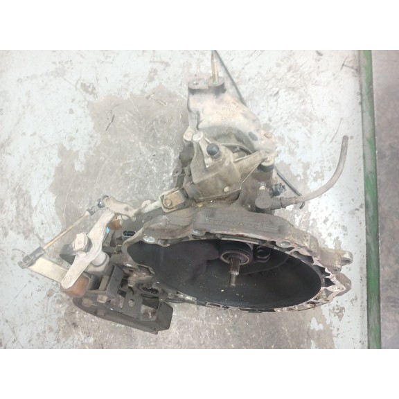 Recambio de caja cambios para chevrolet nubira sedán 1.6 referencia OEM IAM   