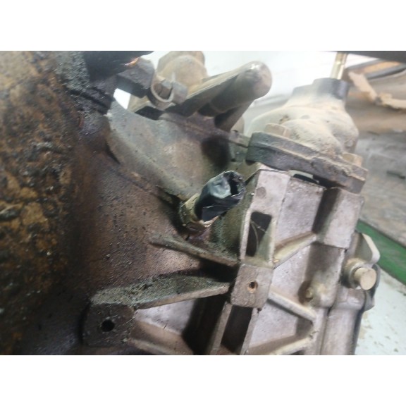 Recambio de caja cambios para chevrolet nubira sedán 1.6 referencia OEM IAM   