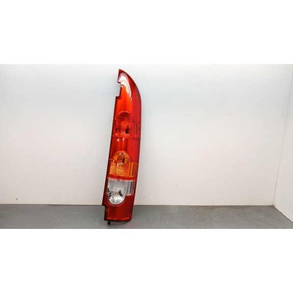 Recambio de piloto trasero derecho para renault kangoo (f/kc0) referencia OEM IAM 8200150625  16806632