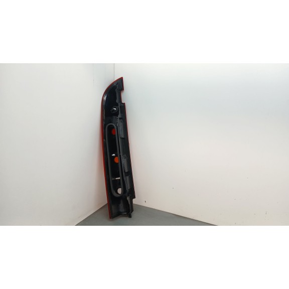 Recambio de piloto trasero derecho para renault kangoo (f/kc0) referencia OEM IAM 8200150625  16806632