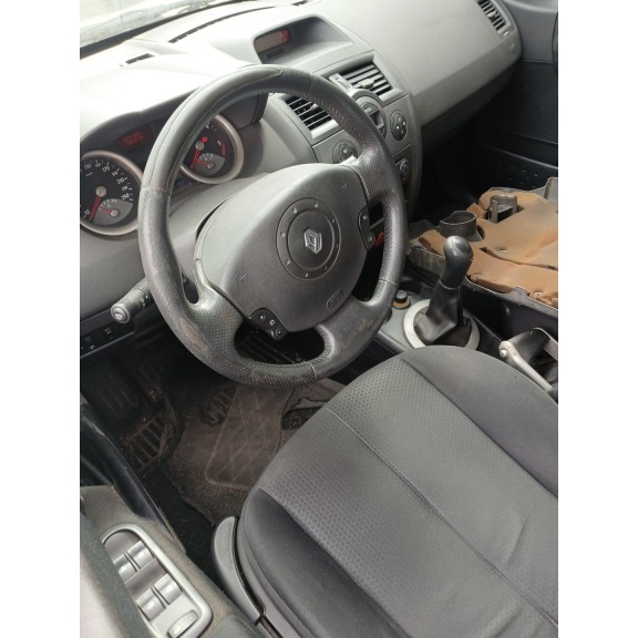 renault megane ii sedán (lm0/1_) del año 2005