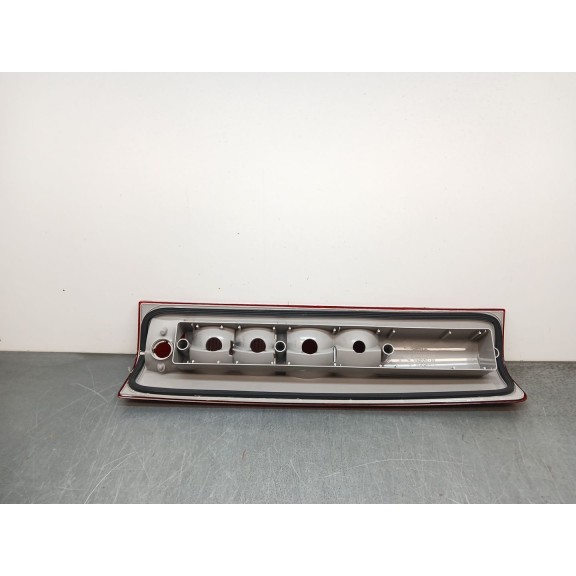 Recambio de piloto trasero izquierdo para iveco daily caja cerrada (1999 =>) referencia OEM IAM 98472977 16421131 