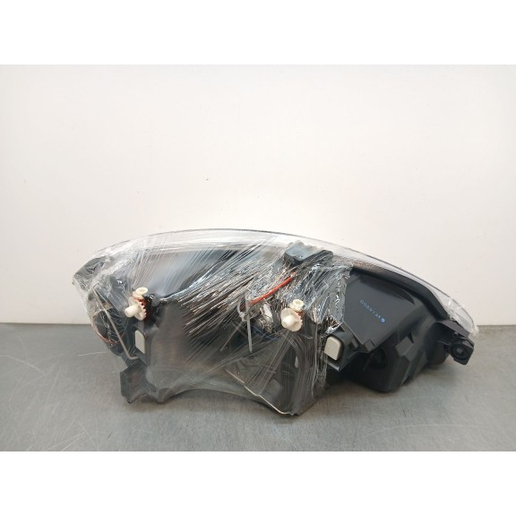 Recambio de faro izquierdo para seat leon (1p1) referencia OEM IAM 5P1941005E  11854361